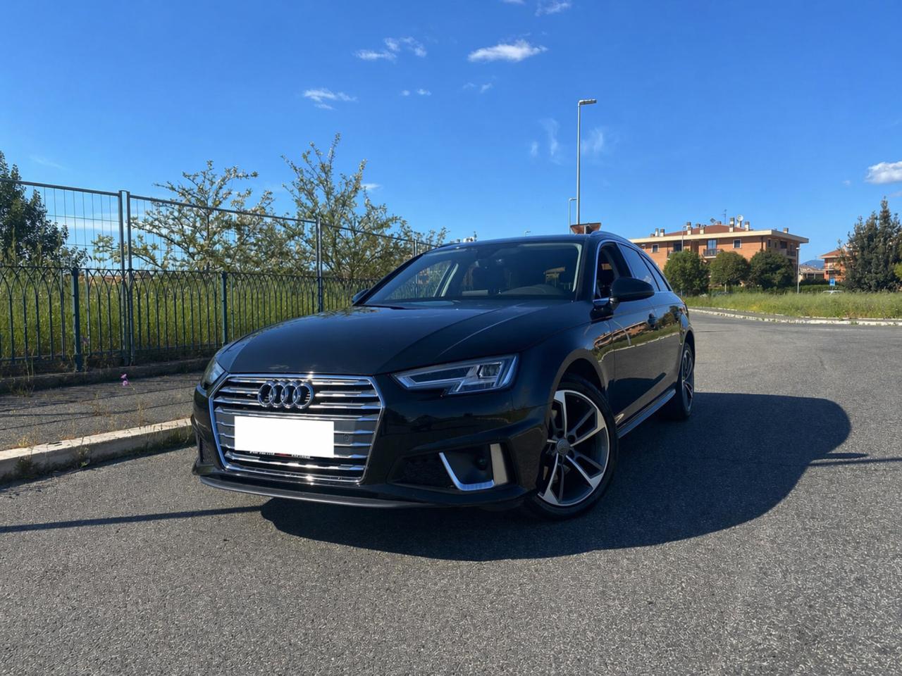 Audi A4 Avant 40 TFSI S tronic line edition