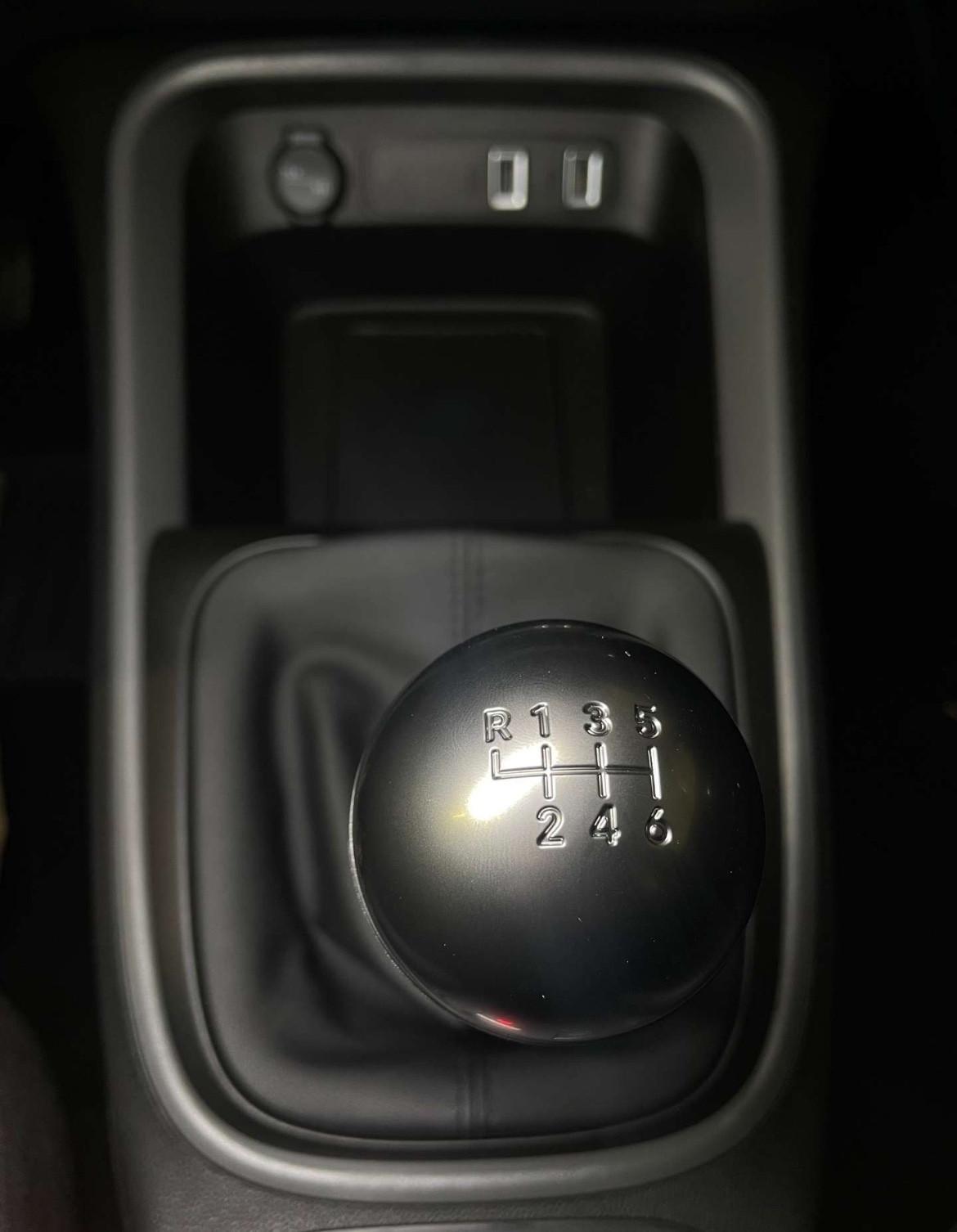 Jeep Avenger 1.2 Turbo 100 CV AUTO A NOLEGGIO