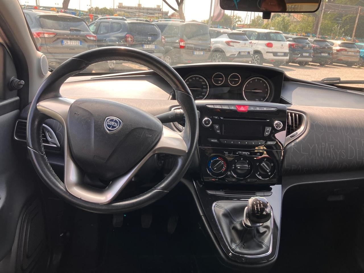 LANCIA YPSILON 1.2 69cv 5 Porte Elefantino