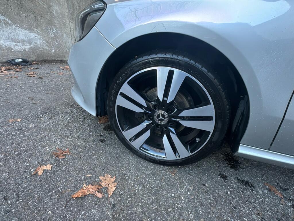 Mercedes Classe A 180 d Sport auto my16