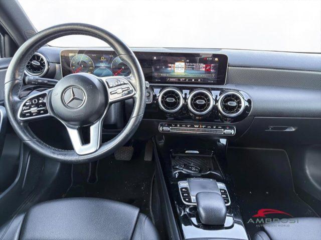 MERCEDES-BENZ A 180 180 d Business - PER OPERATORI DEL SETTORE