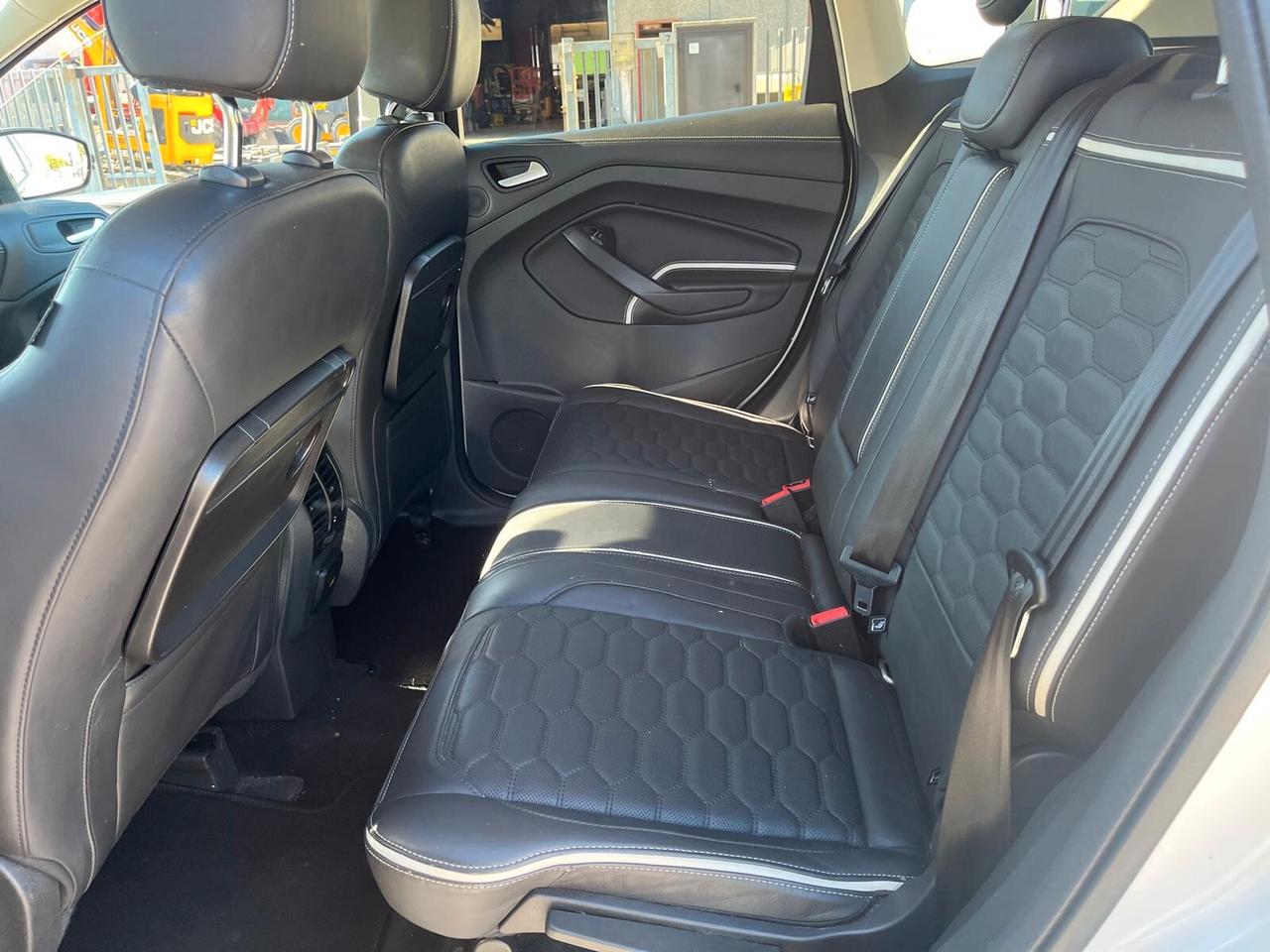 Ford Kuga 2.0 TDCI 150 CV S&S 4WD Titanium