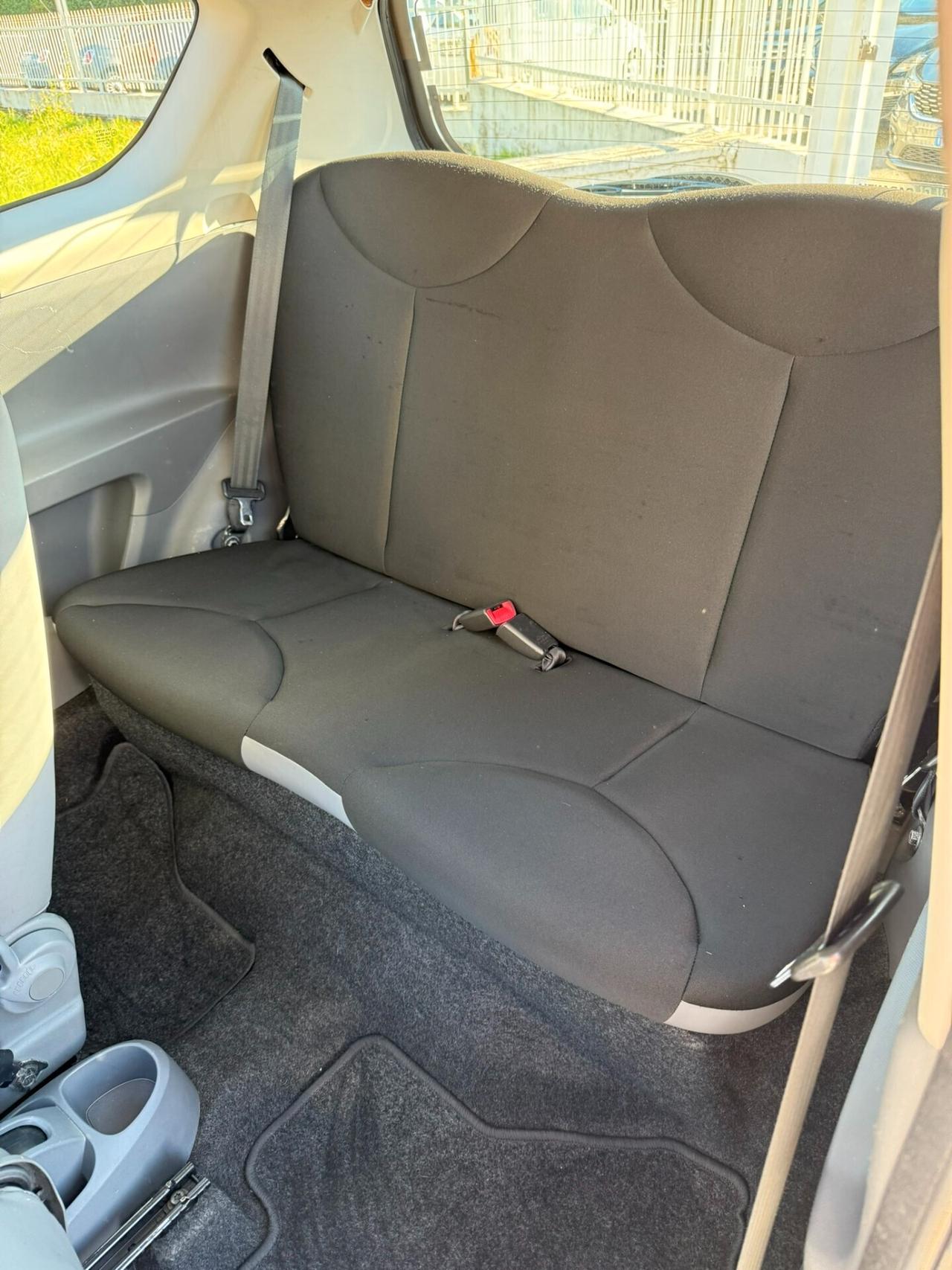 Toyota Aygo 1.0 12V VVT-i 3 porte Lounge