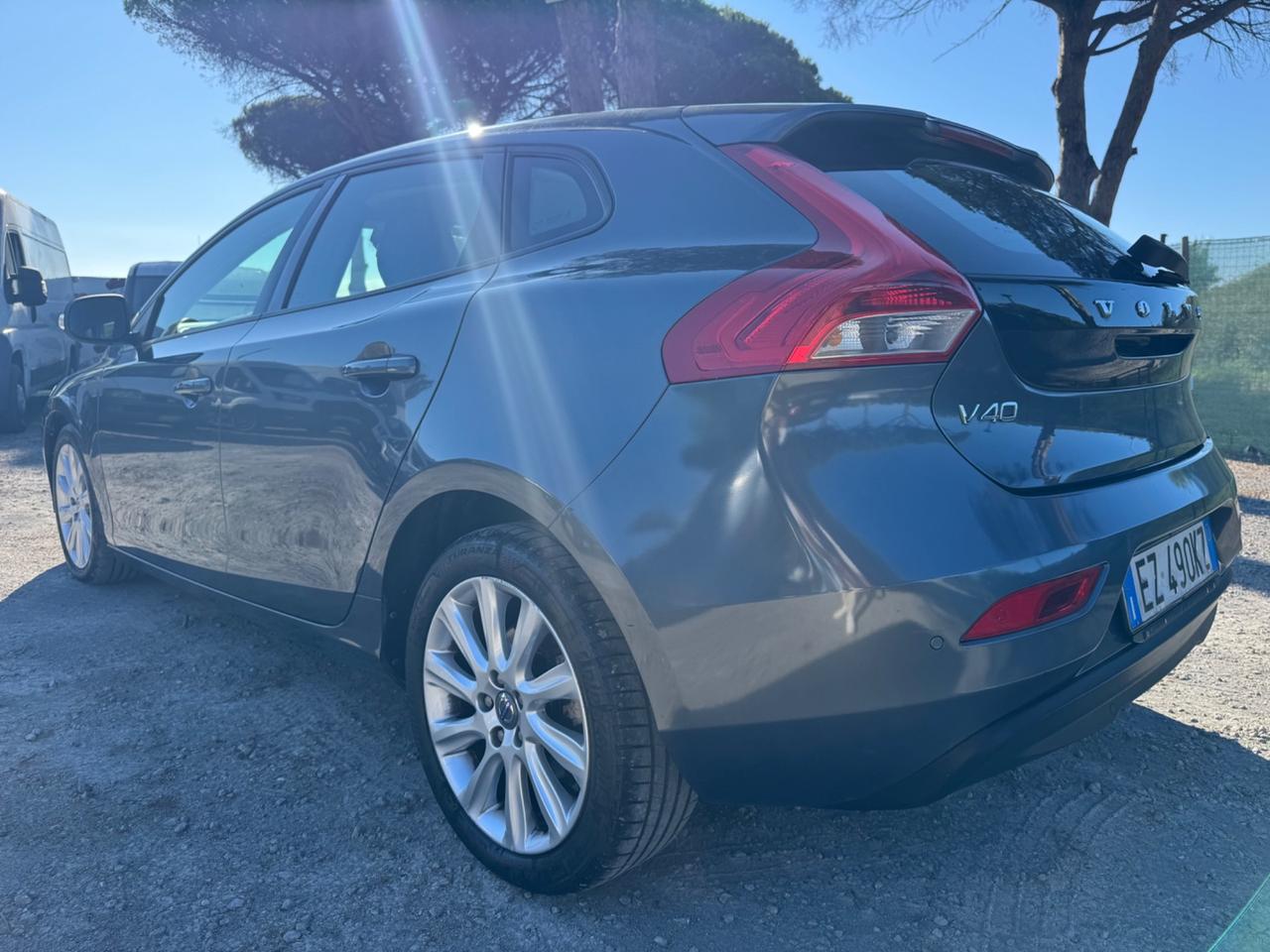 Volvo V40 D2 1.6 Powershift Summum