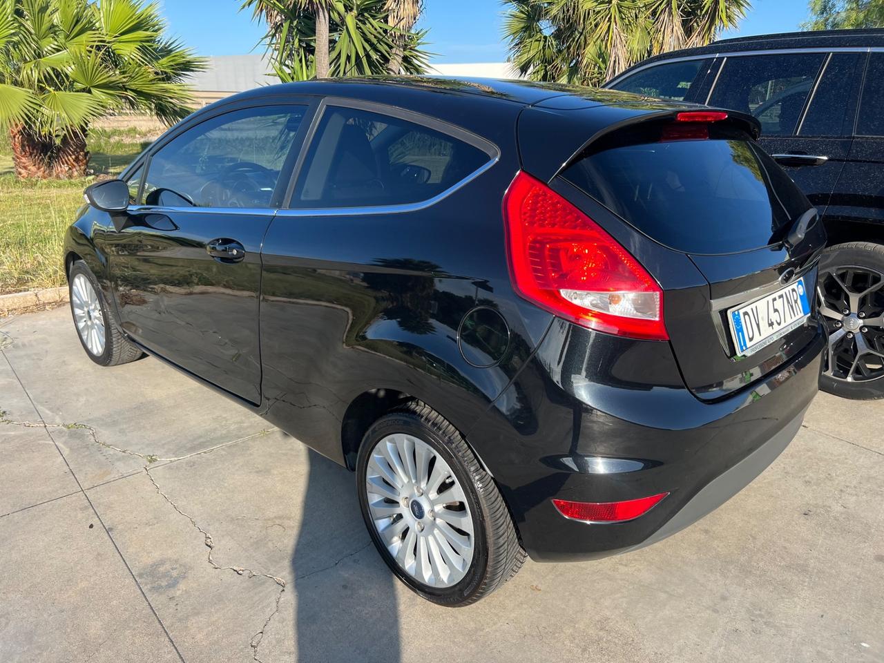 Ford Fiesta 1.4 TDCi 68CV 3 porte Titanium