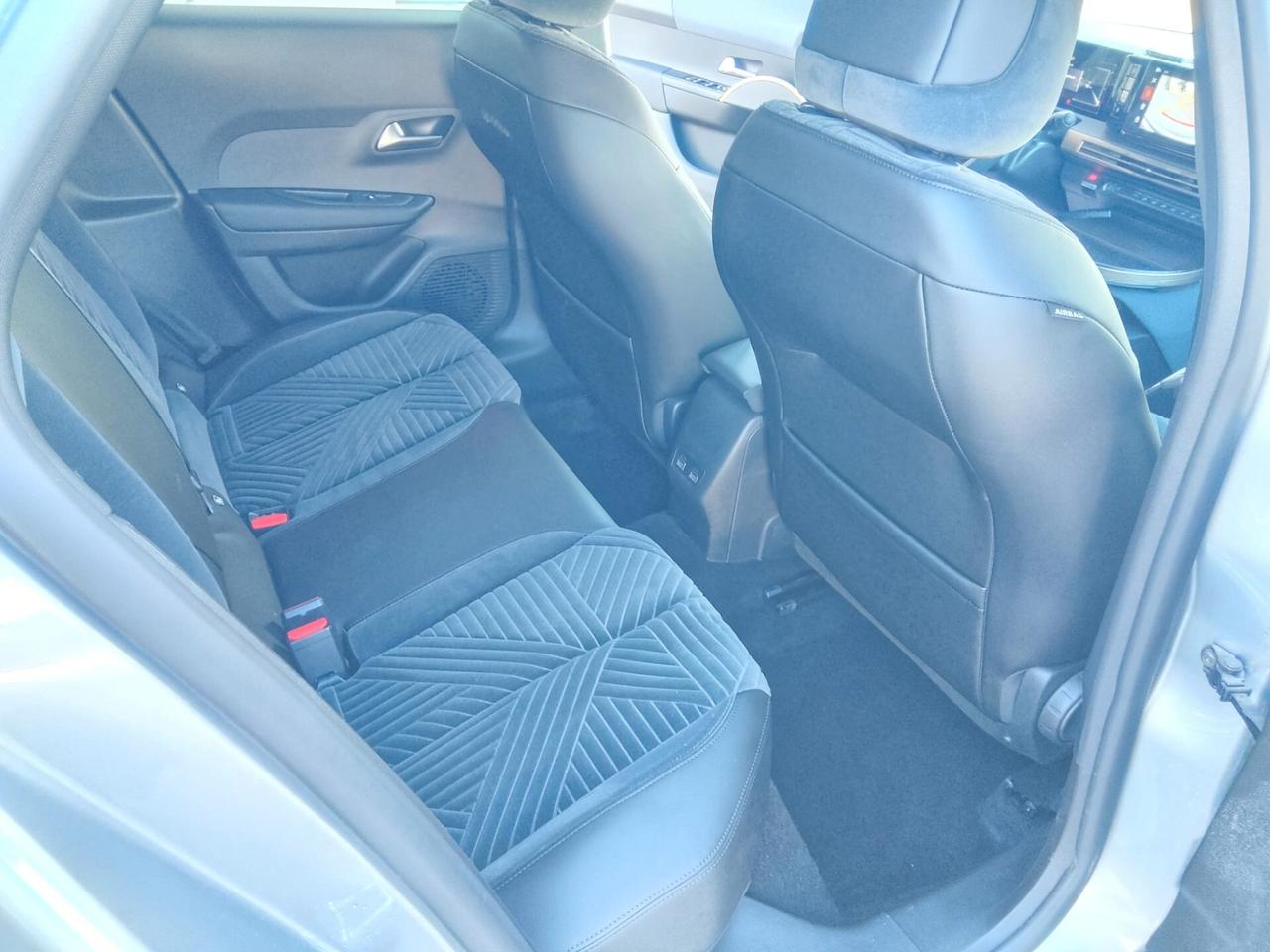 Lancia Ypsilon Hybrid e-DCT LX