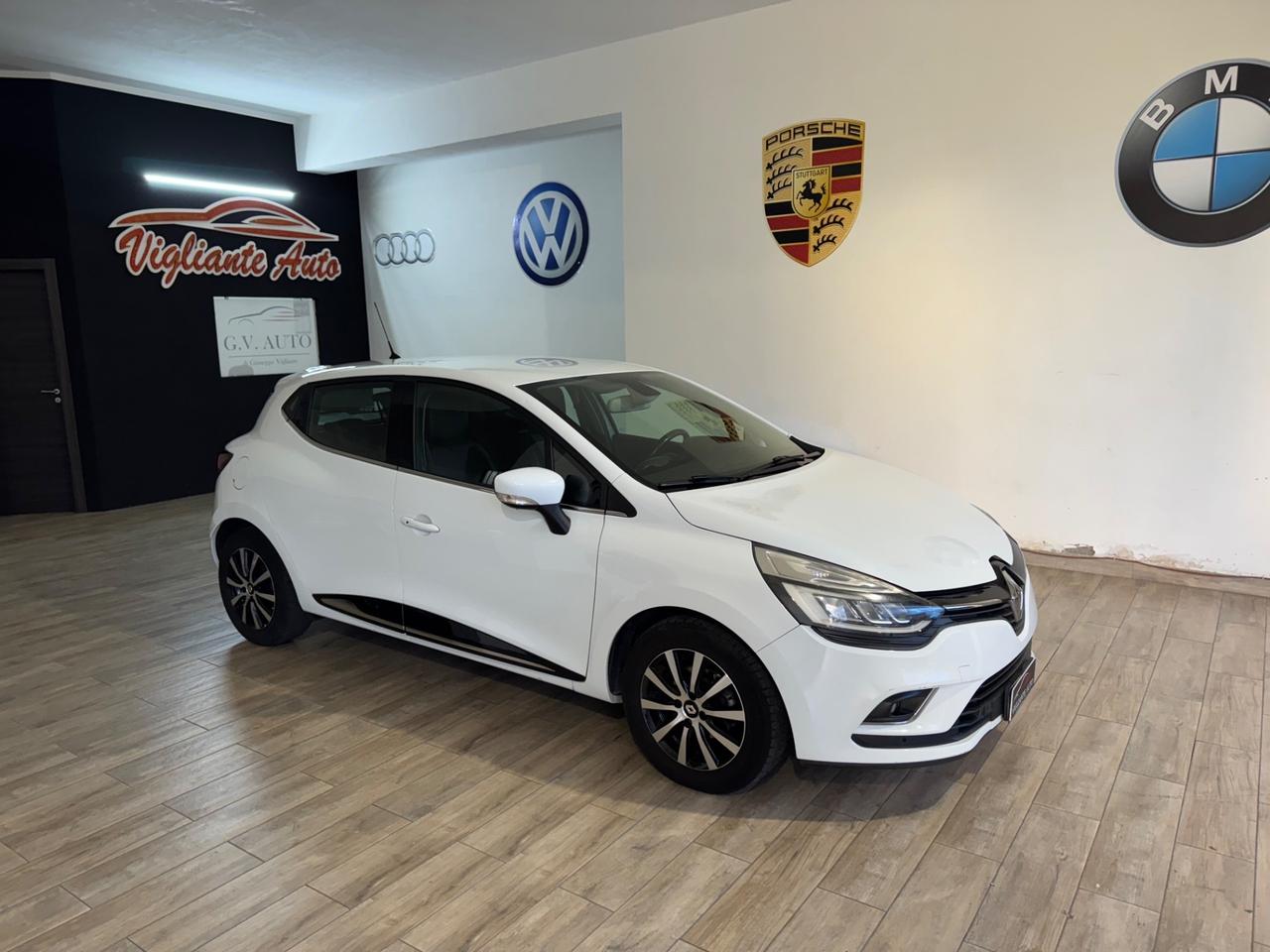 Renault Clio TCe 12V 90CV Start&Stop 5 porte Energy Intens