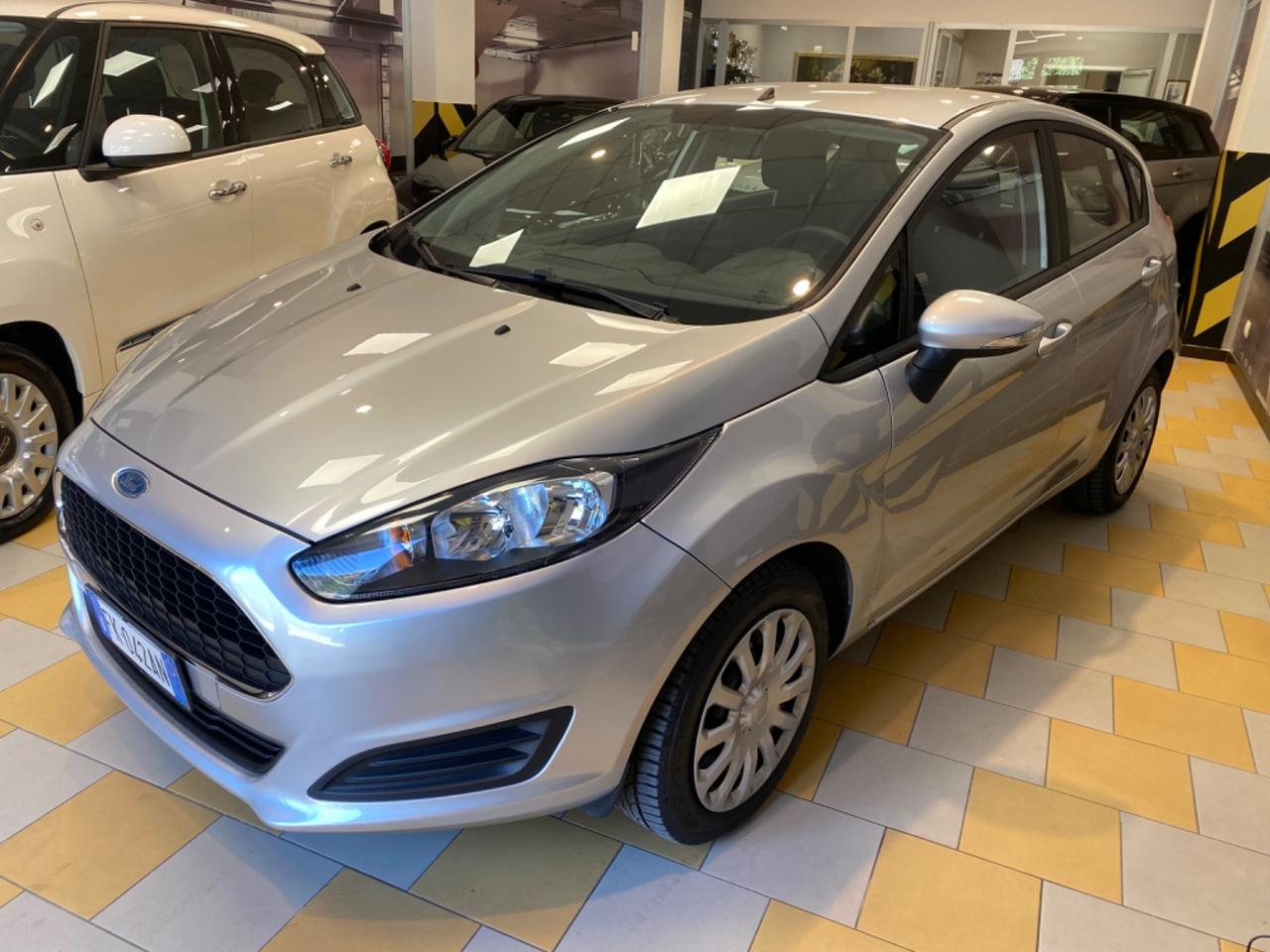 Ford Fiesta 1.5 TDCi 75CV 5 porte Business