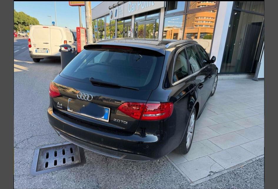 Audi A4 Avant 2.0 TDI 143CV S-line