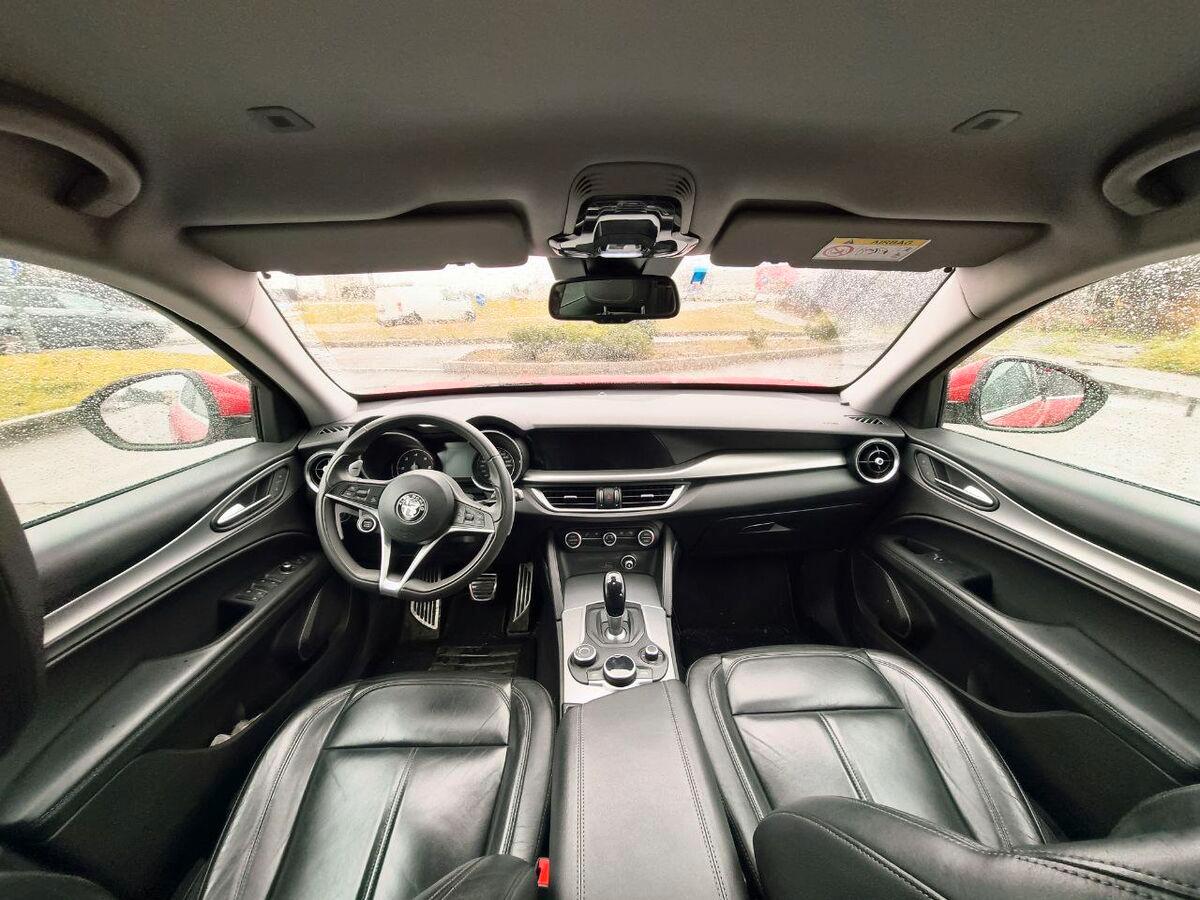 Alfa Romeo Stelvio 2.2 t Business rwd 180cv auto