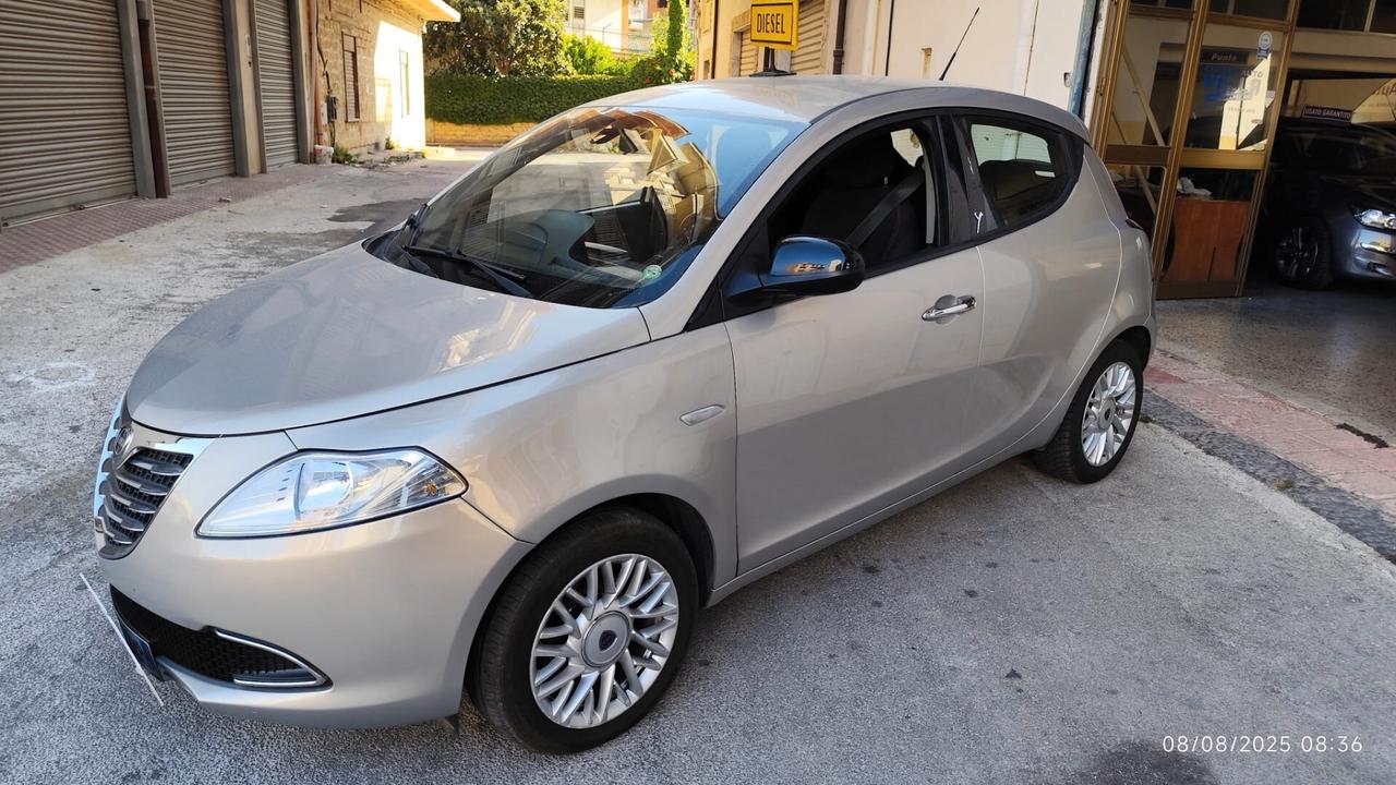 Lancia Ypsilon 1.3 MJT 16V 95 CV 5 porte S&S Gold
