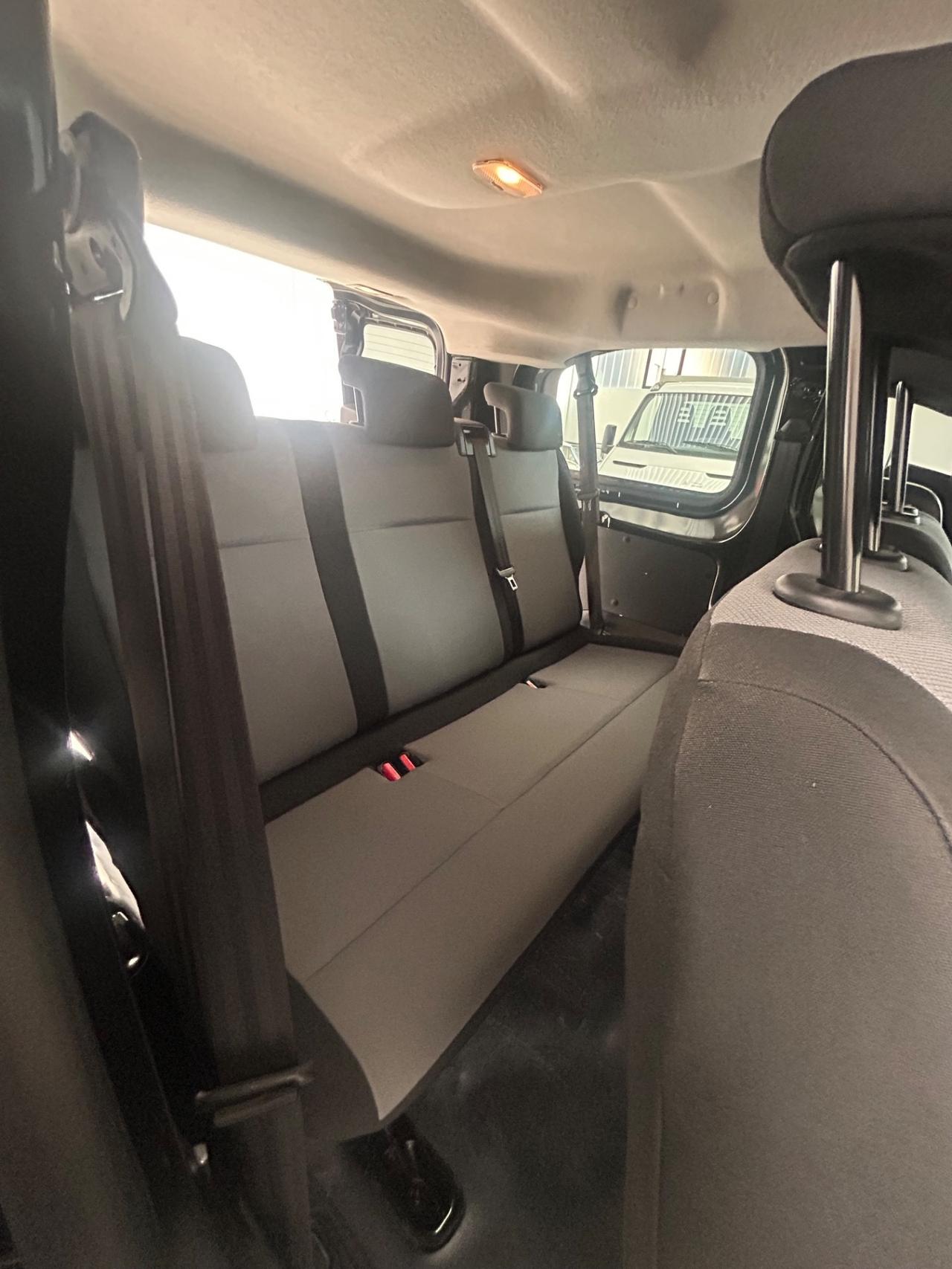 Peugeot Traveller BlueHDi 150 S&S Compact Business