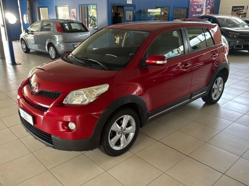Toyota Urban Cruiser 1.4d-4d SOL AWD