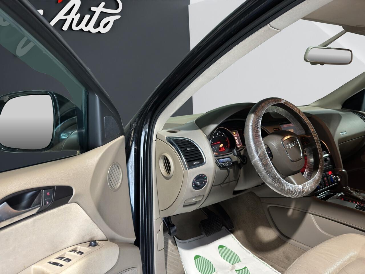 Audi Q7 3.0 V6 TDI 233CV quattro tiptronic