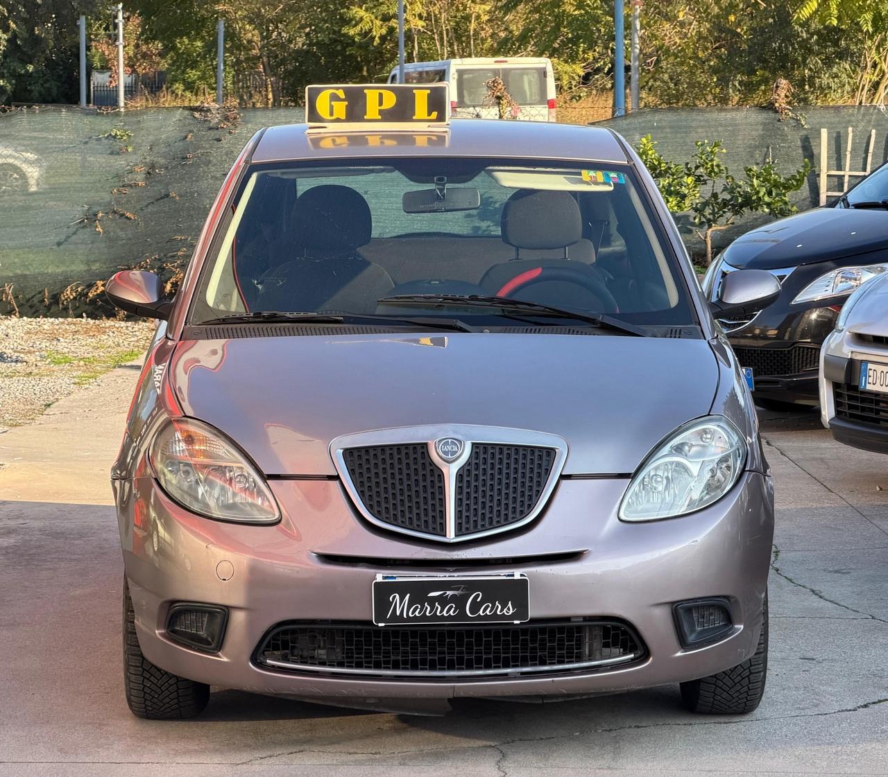 Lancia Ypsilon 1.4 Argento Ecochic GPL