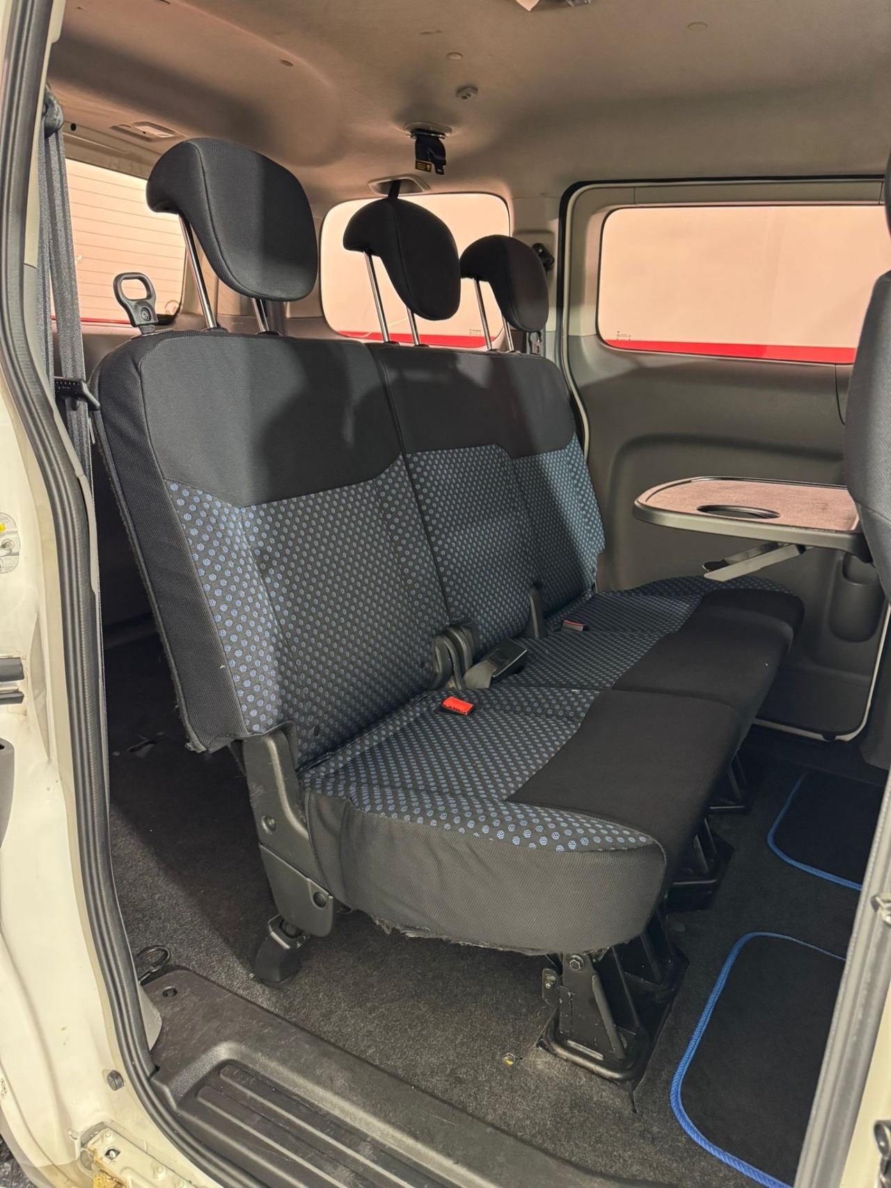 Nissan Evalia 1.6 BENZINA * 7 POSTI*