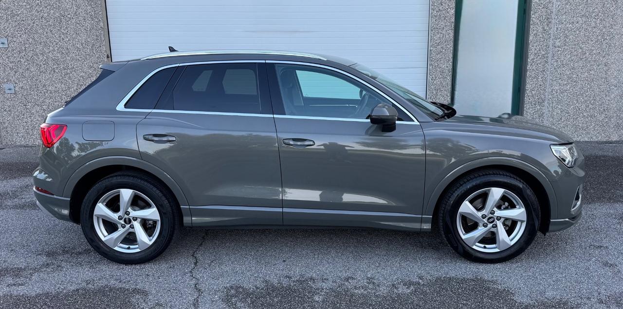 Audi Q3 35 TFSI S tronic Business Advanced