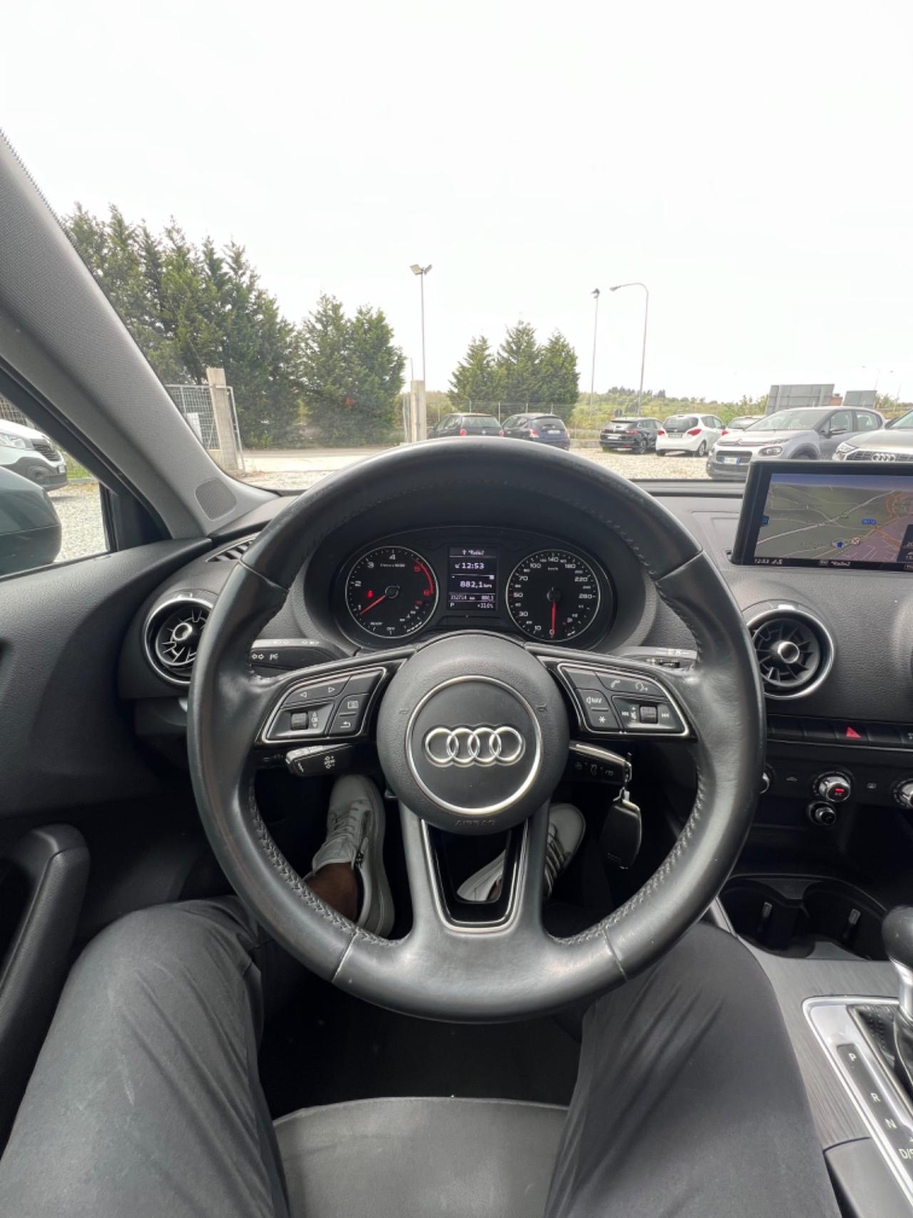 Audi A3 SPB 1.6 116cv 30 TDI S tronic Sport