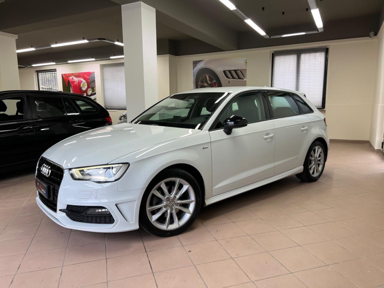 Audi A3 1.6 TDI Ambition**S Line Xenon