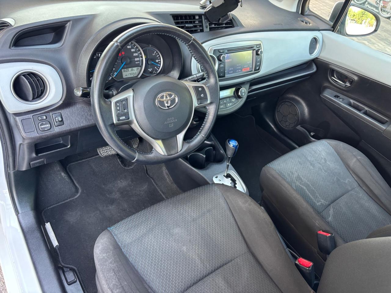 Toyota Yaris 1.5 Hybrid 5 porte Lounge