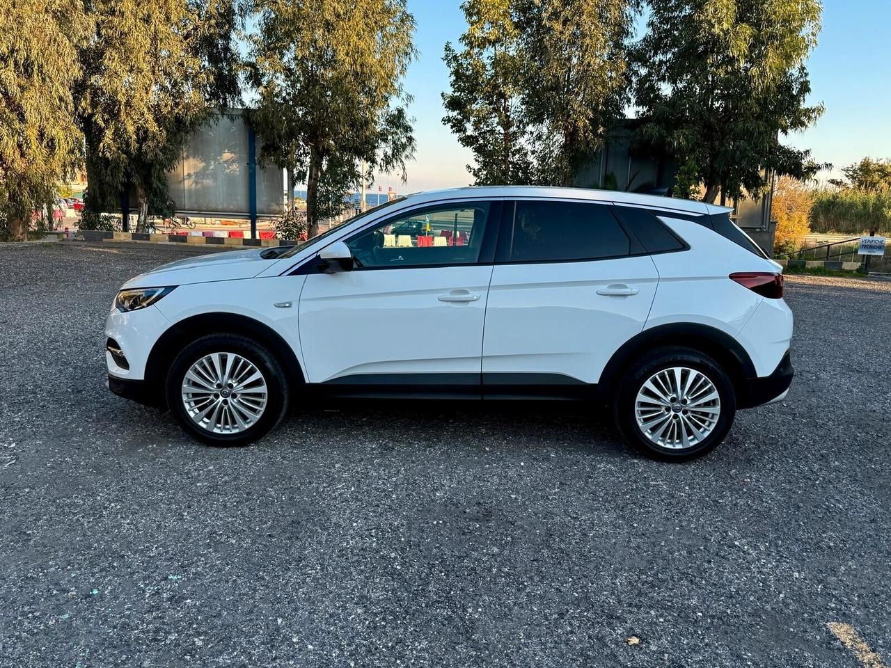 OPEL GRANDLAND X 1.5 CDI ECOTEC INNOVATION