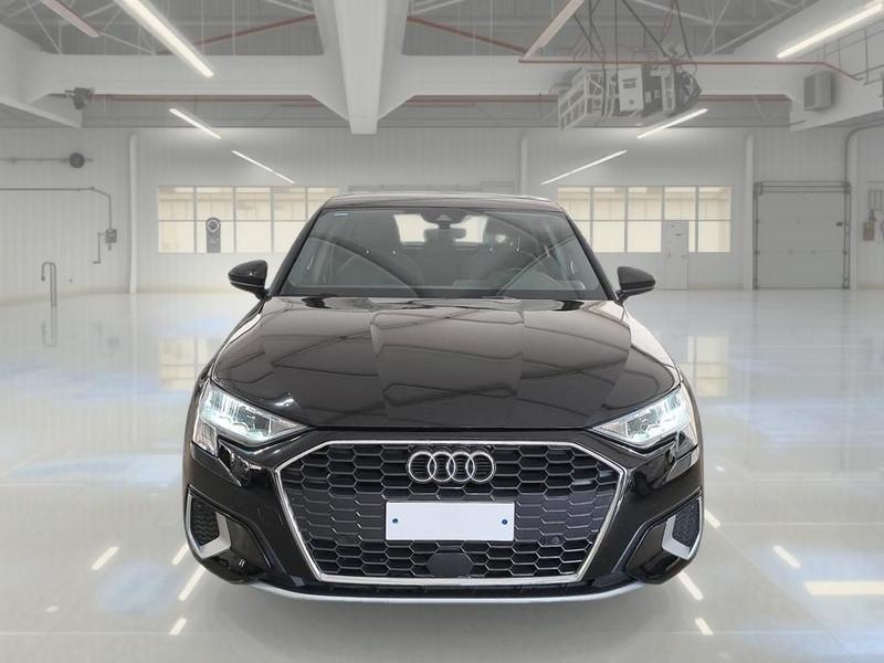 AUDI A3 SPORTBACK 30 TDI Business Advanced