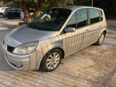 Renault Scenic Grand Scénic 1.9 dCi/130CV Serie Speciale