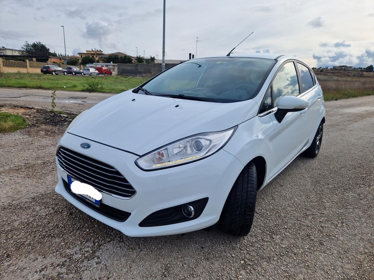 Ford Fiesta 1.4 5p. Bz.- GPL Titanium