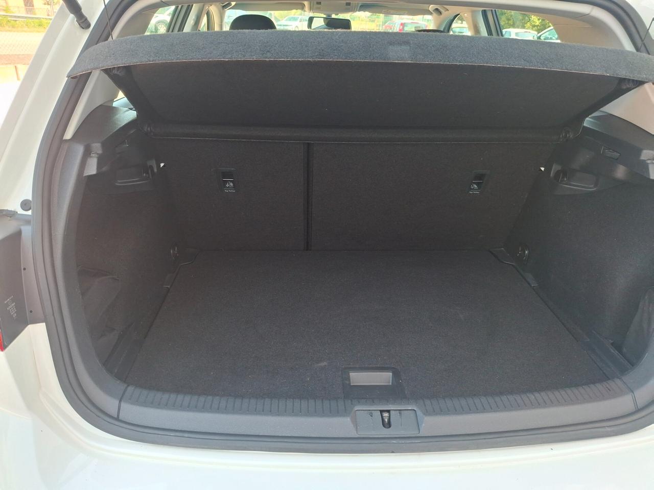Volkswagen Golf 1.5 TGI DSG 5p. Executive BlueMotion Technology