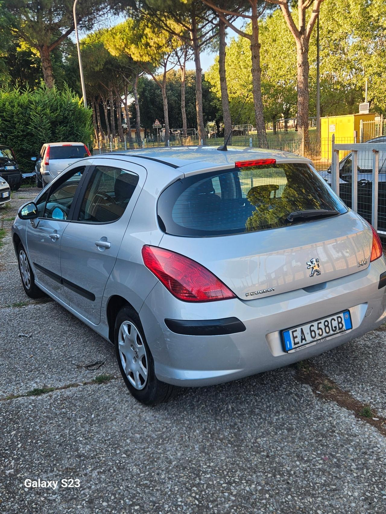 Peugeot 308 1.6 VTi 120CV 5p. Premium