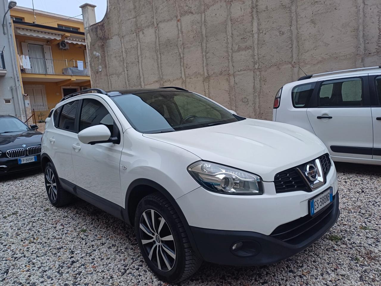 Nissan Qashqai 1.5 dCi DPF Tekna