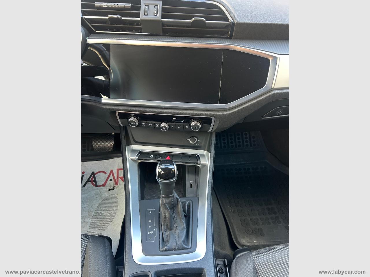 AUDI Q3 35 TDI S tronic S line edition