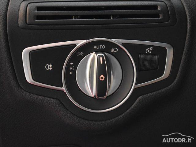 MERCEDES-BENZ C 180 d Wagon Automatic Sport Fari LED, Retrocamera