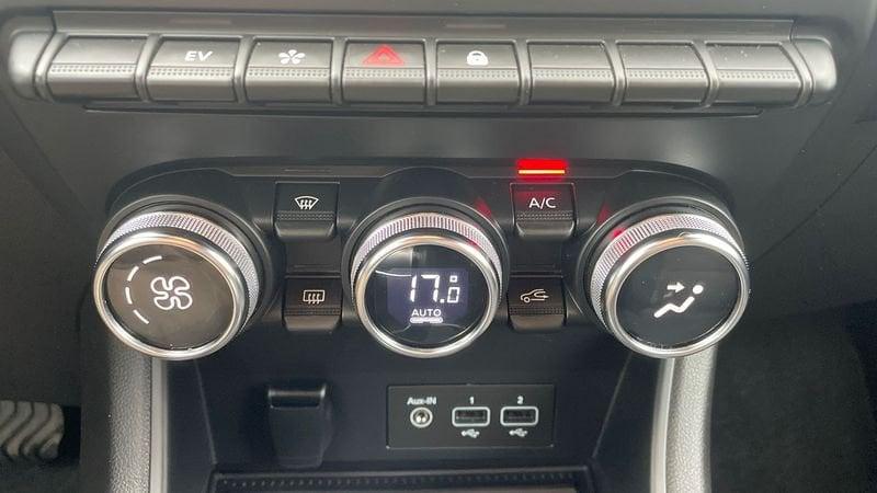 Renault Captur 1.6 E-Tech full hybrid Rive Gauche Auto 145