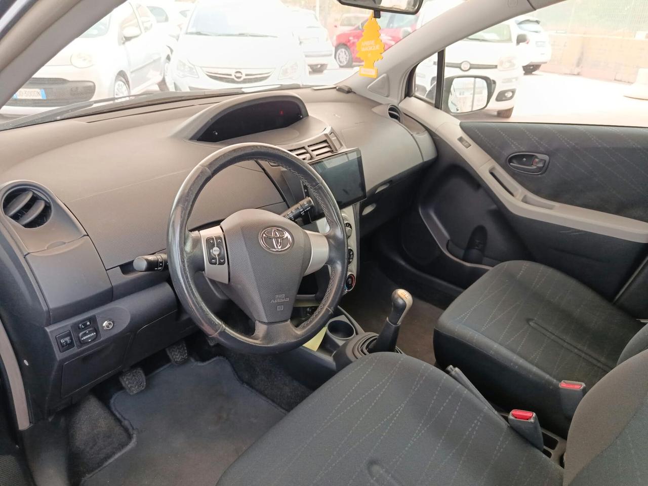 Toyota Yaris 1.3 5 porte M-MT Sol