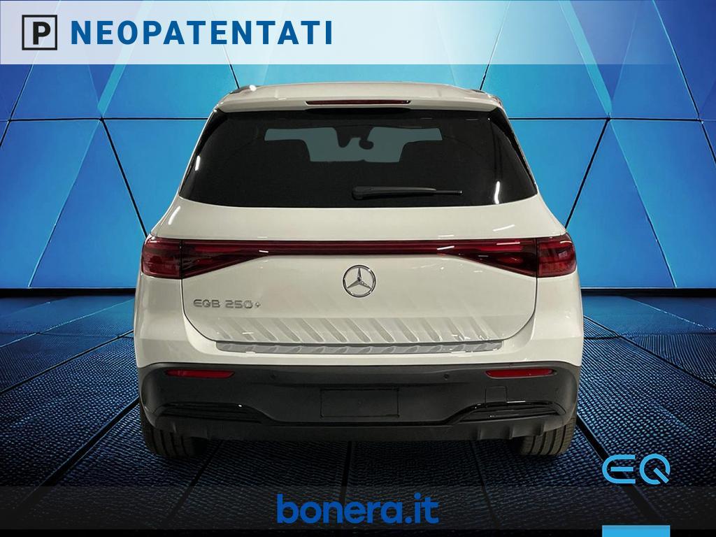 Mercedes EQB 250+ AMG Line Advanced