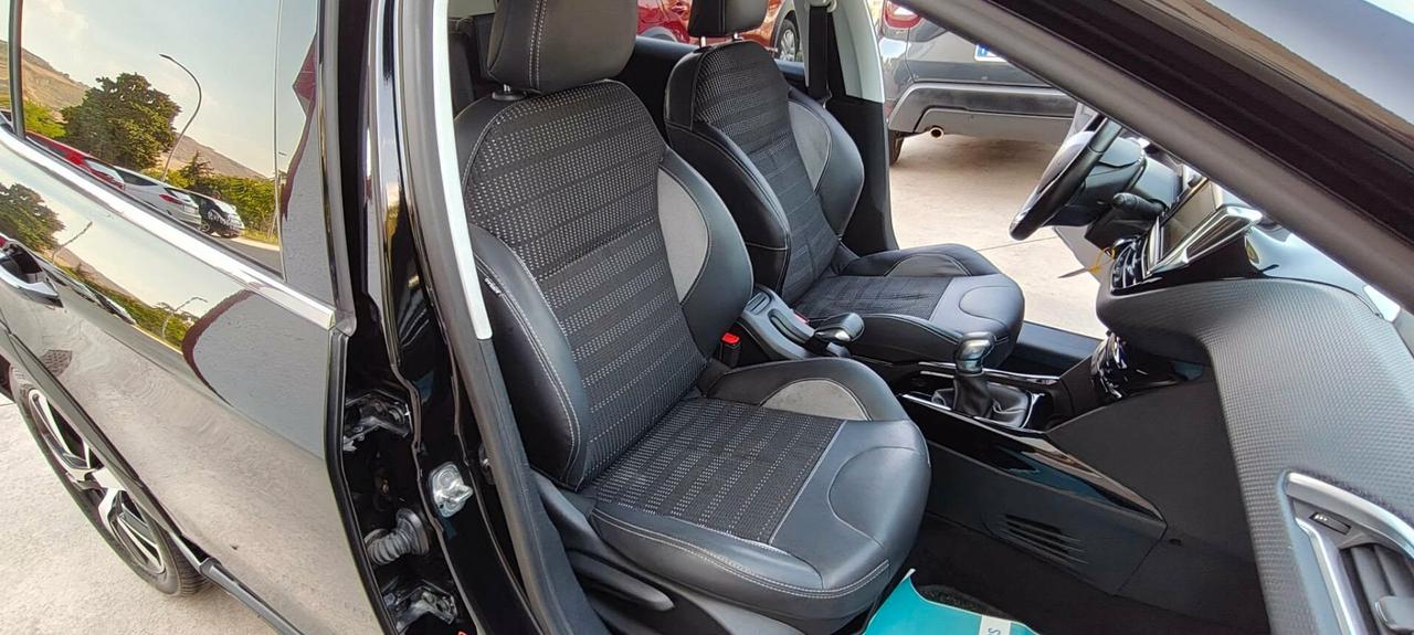 Peugeot 2008 1.6 HDI 100CV Allure