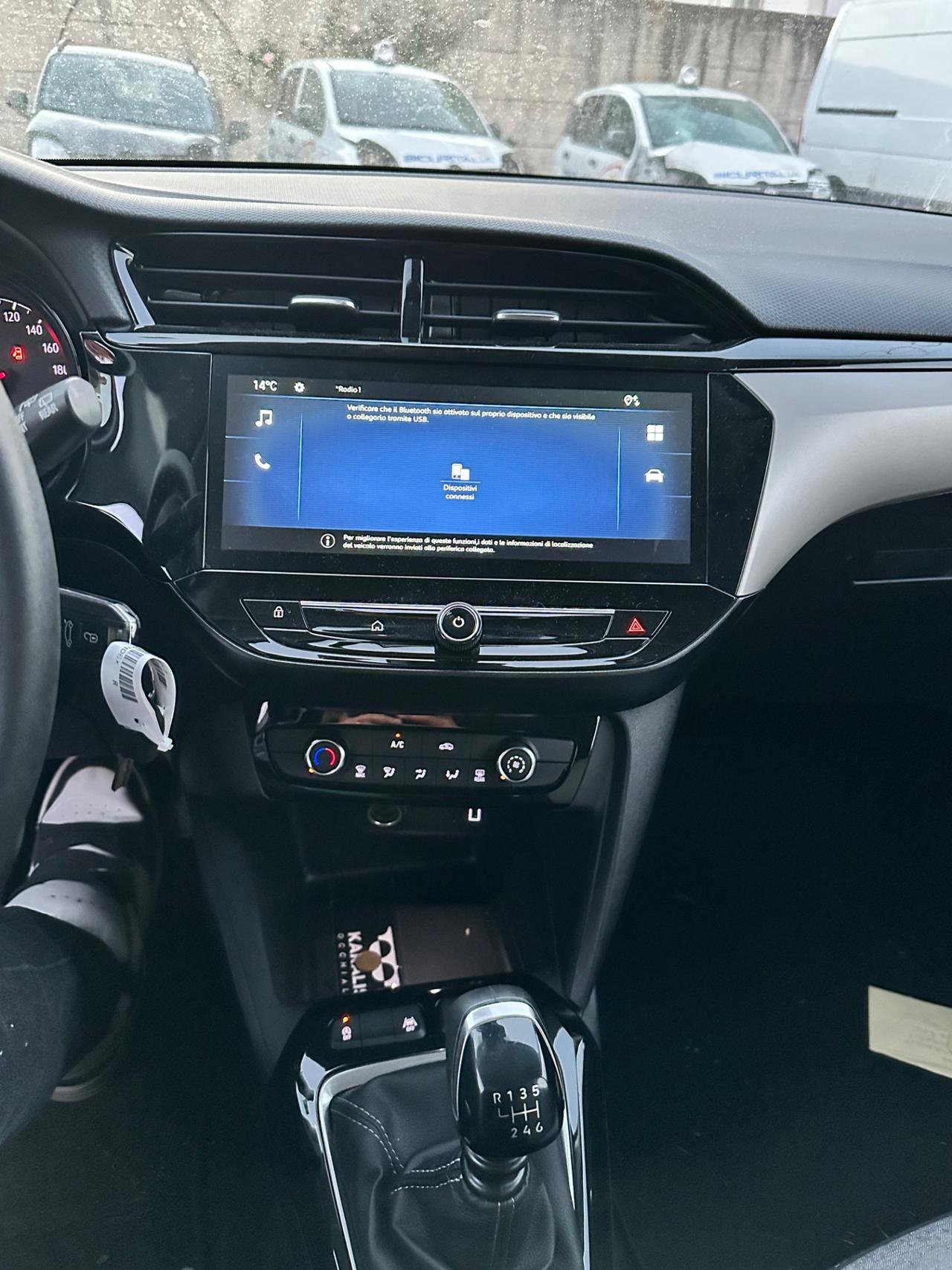 Opel Corsa 1.2 03/2025 incedentata