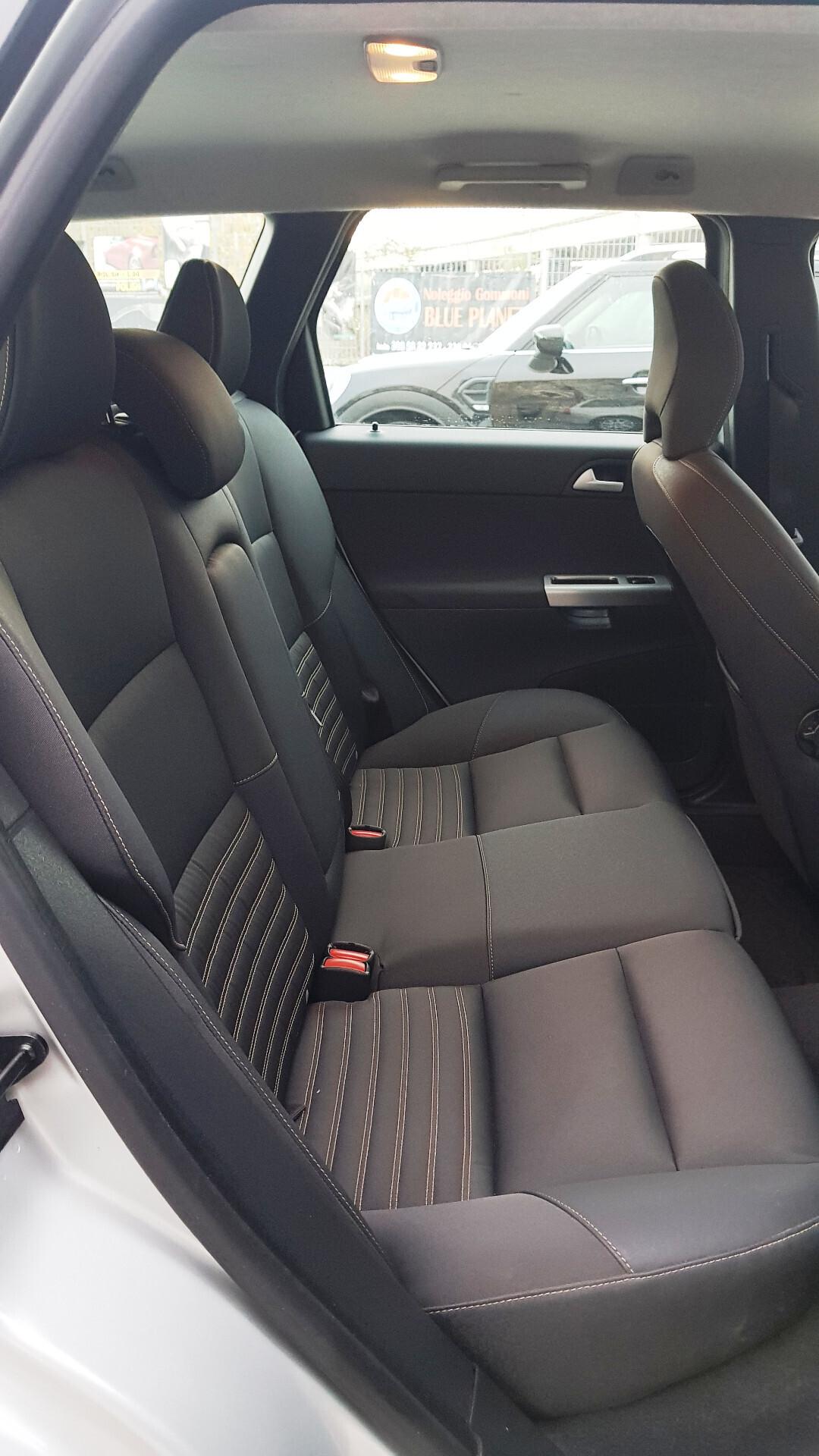 V50 1.6 16V MOMENTUM 94.000 KM. 10/2008