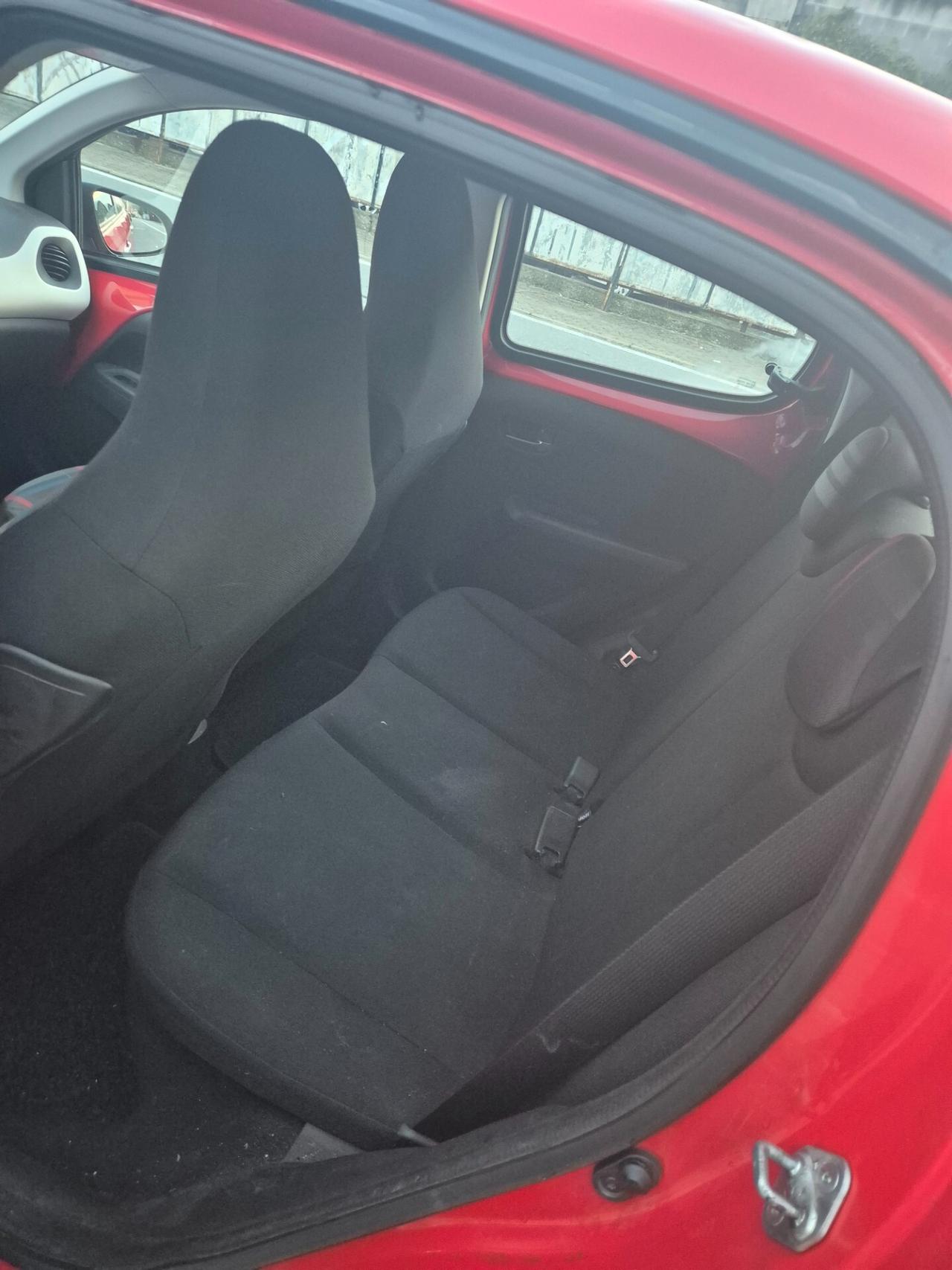 Peugeot 108 VTi 68 5 porte Allure