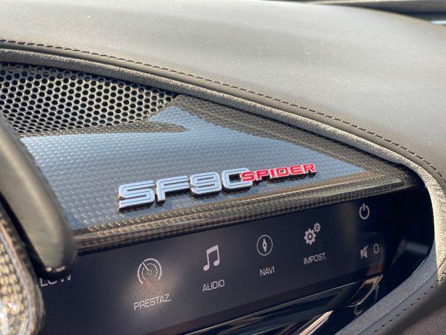 FERRARI SF90 Spider