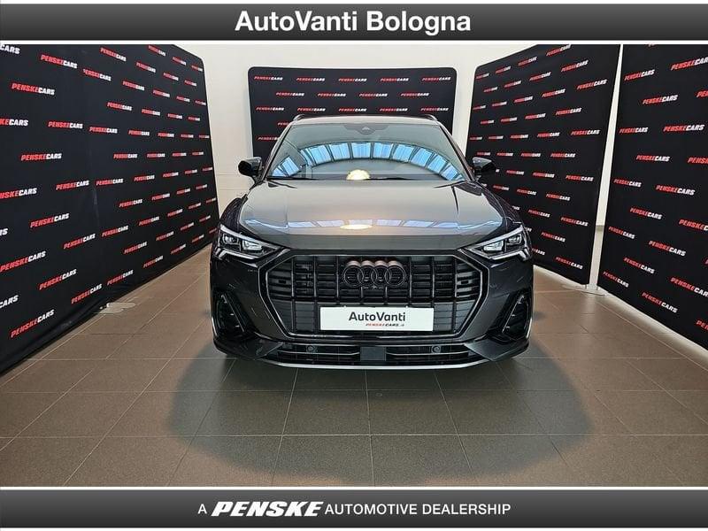 Audi Q3 Q3 35 2.0 tdi Identity Black s-tronic