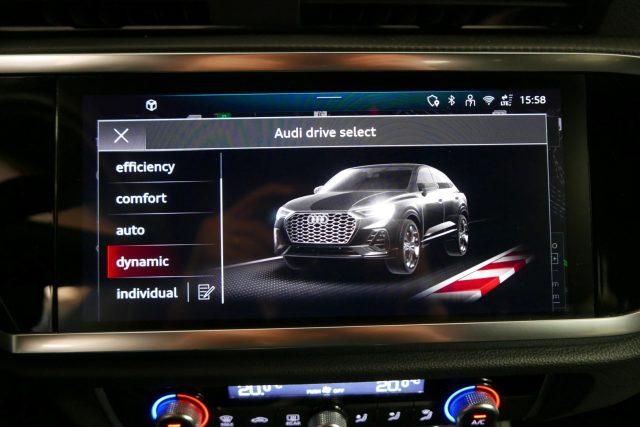 AUDI Q3 SPB 40 TDI quattro S tronic Identity Black S Line