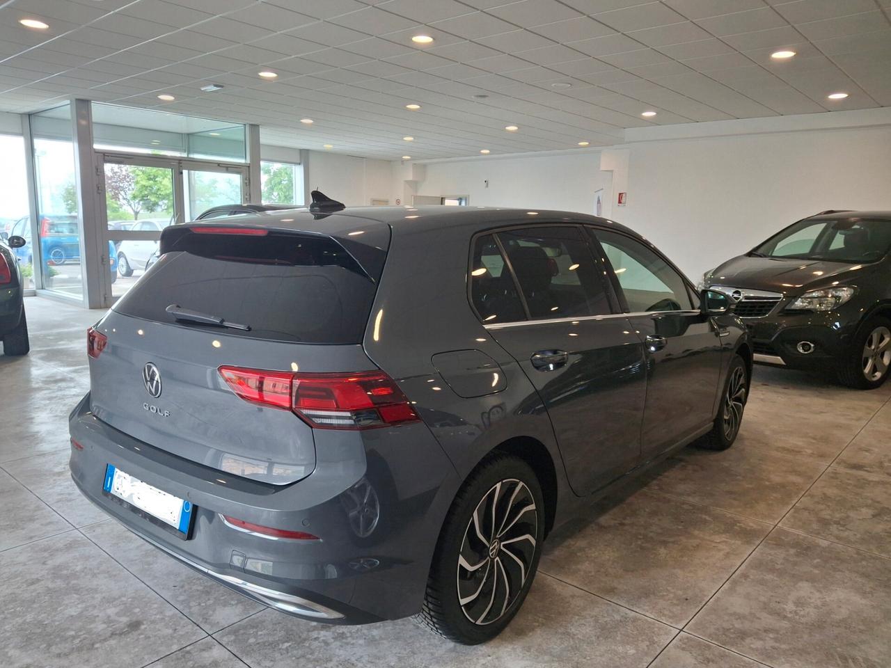 Volkswagen Golf 2.0 TDI 150 CV DSG SCR Style