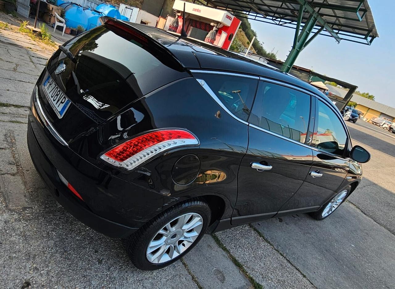 Lancia Delta 1.6 MJT DPF Platino