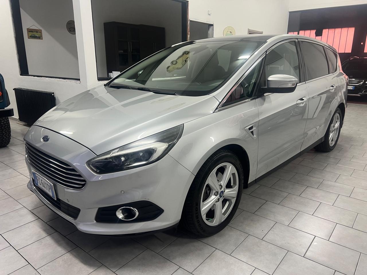 Ford S-Max 2.0 TDCi 180CV SETTE POSTI Powershift Titanium