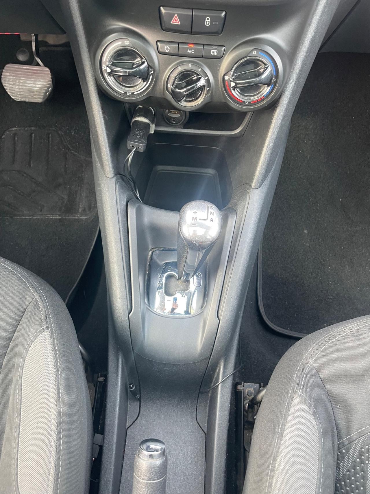 Peugeot 208 1.4 automatica euro 5