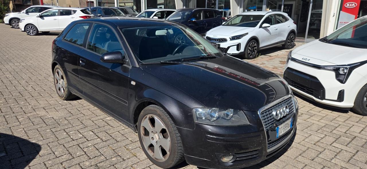 Audi A3 1.6 FSI 115CV GPL 3 PORTE