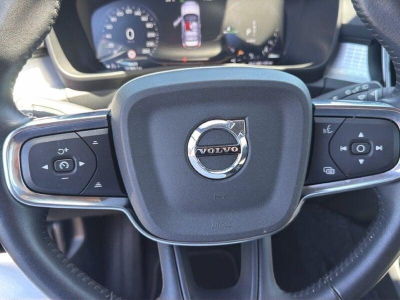 Volvo XC40 Recharge T4 Plug-in Hybrid auto Recharge Inscription Expression