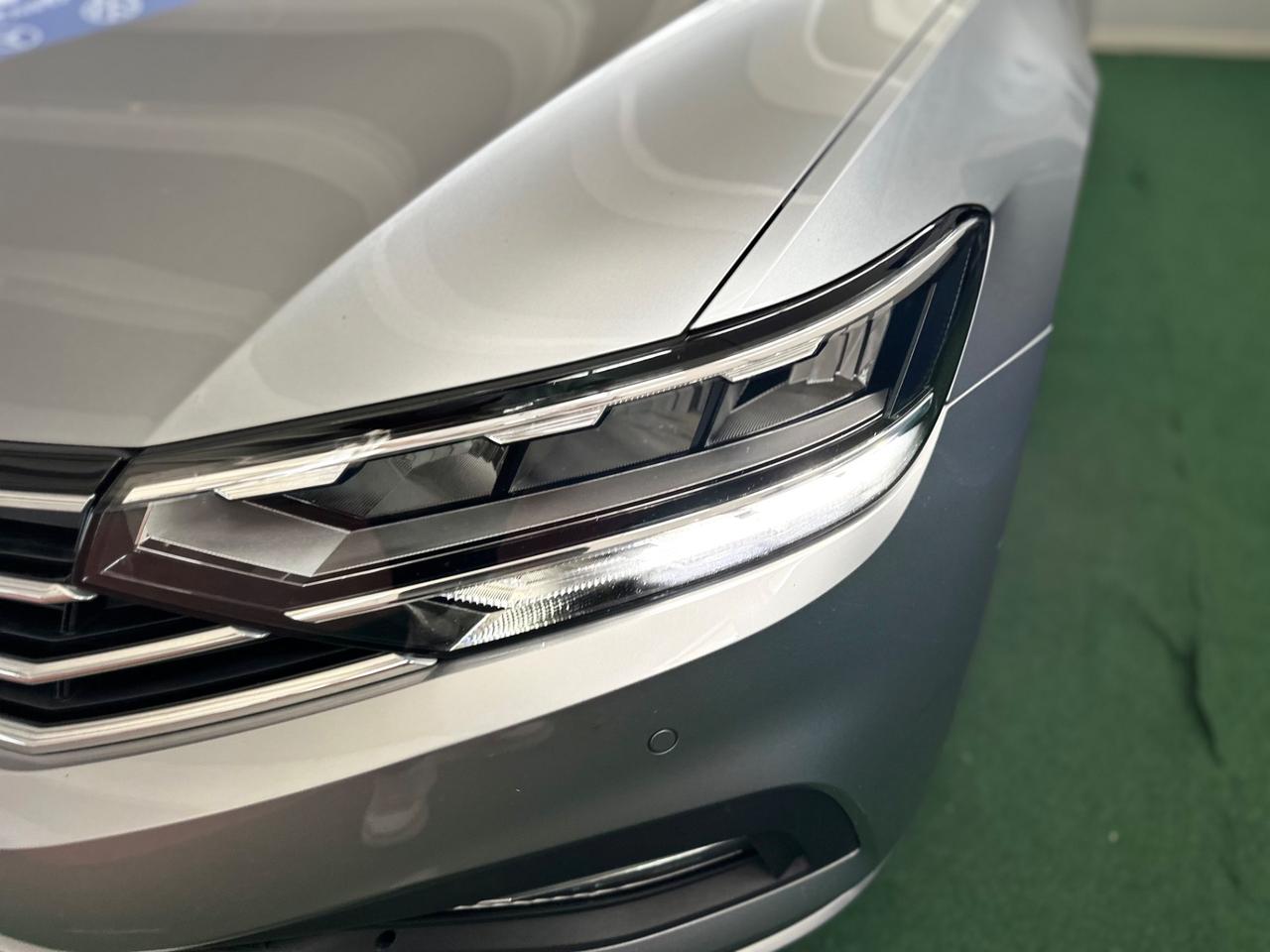 Volkswagen Passat Variant 2.0 TDI DSG Business/2022